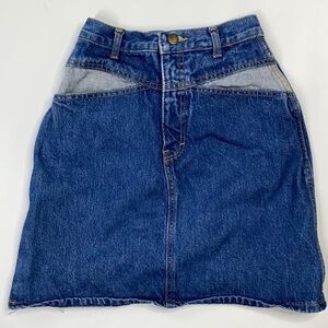 Essentials Washed Jeans Vintage Skirt Size 8 (Waist 24) 80's